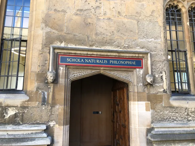 圖書館是人類知識寶藏典藏處