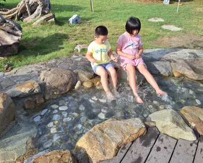 快樂不嫌晚(小庭庭兒）