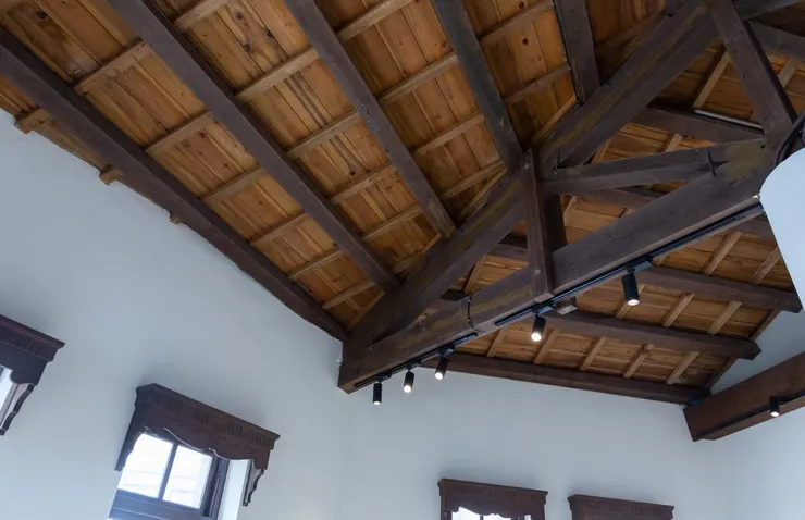 建築內部具古典美學收邊細節