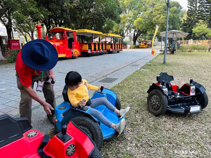 友善的園內阿伯。