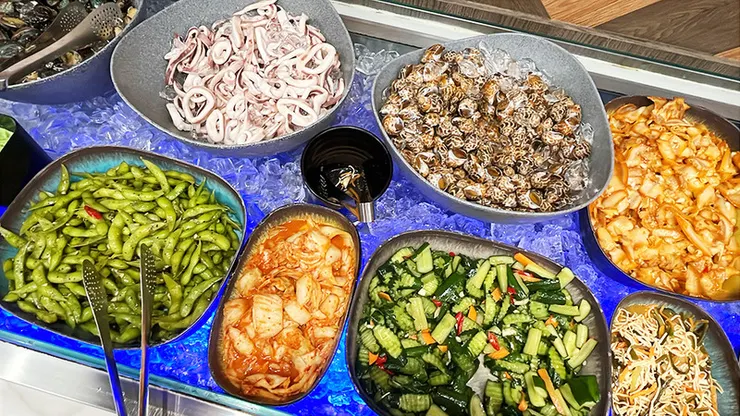桃園吃到飽推薦│饗厚牛排桃園店:百元預算爽吃百道料理自助吧!