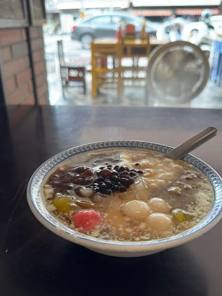 味美多料的豆花（圖片截圖於網路）