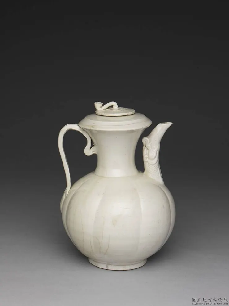 北宋定窯，白瓷龍口執壺，國立故宮博物院