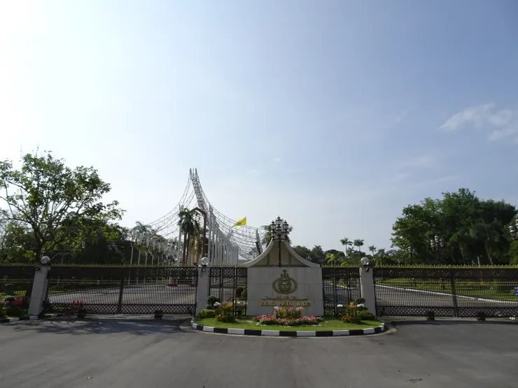 蘇丹皇宮ISTANA NURUL IMAN