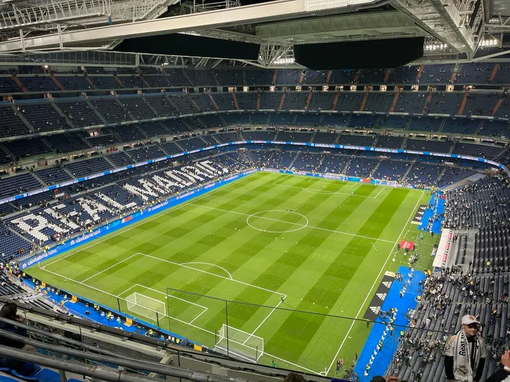 No description available.