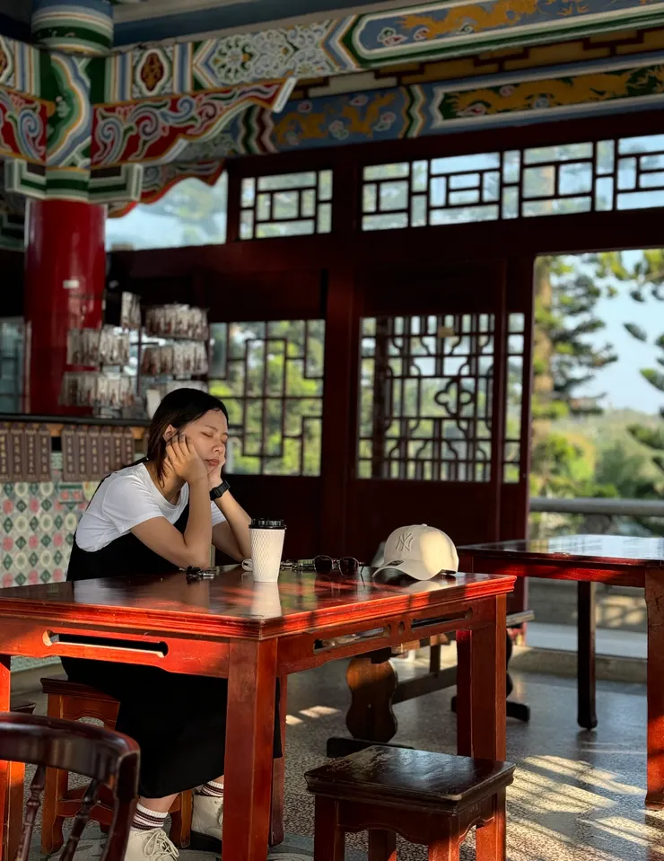 玩累了，就來咖啡廳小憩一下