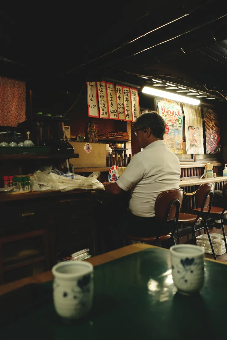 老店氛圍。食物都還沒來就已經覺得好吃。