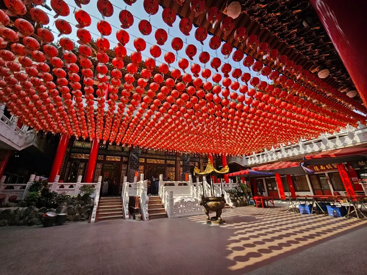 這個很好認吧，三鳳宮的燈籠