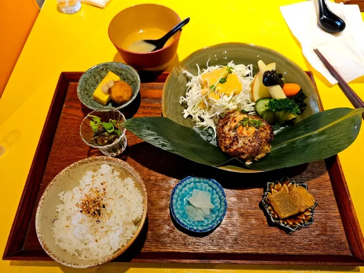 手打漢堡排定食-御膳套餐