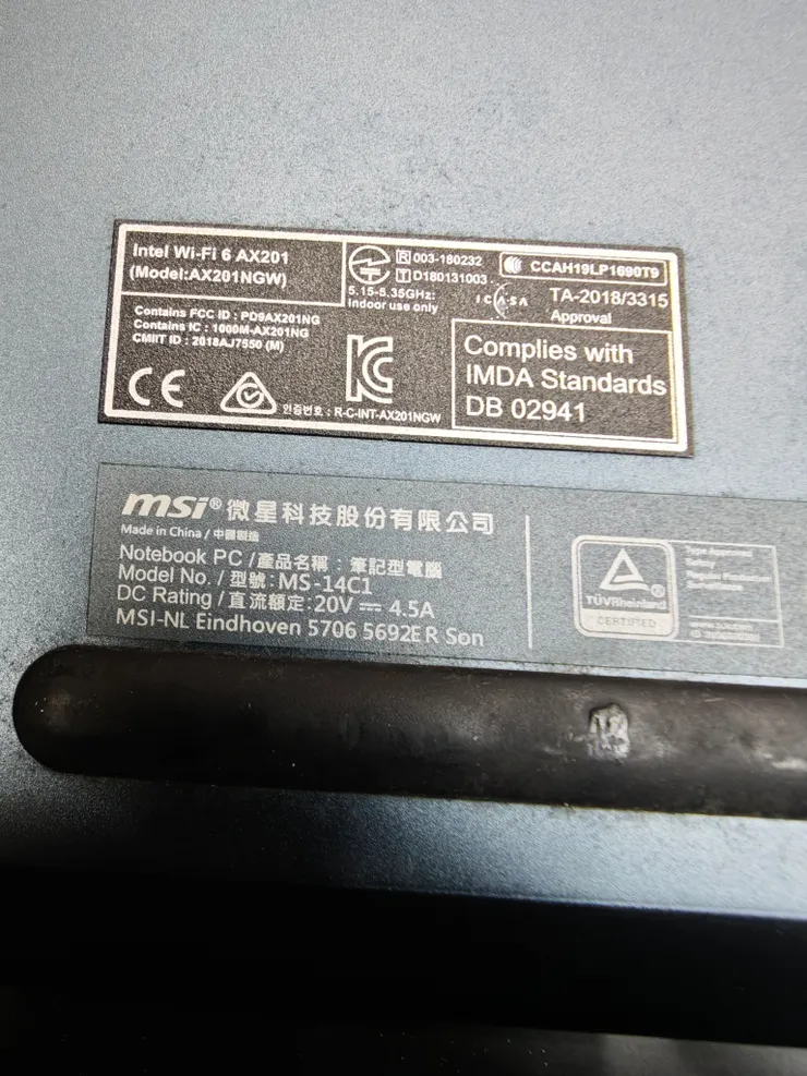 透露一下筆電的生平...