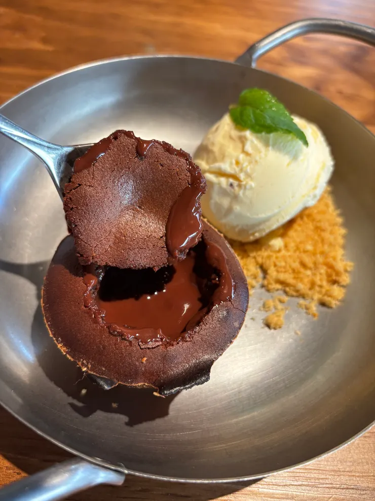 甜點熔岩巧克力（蓋子打開照）