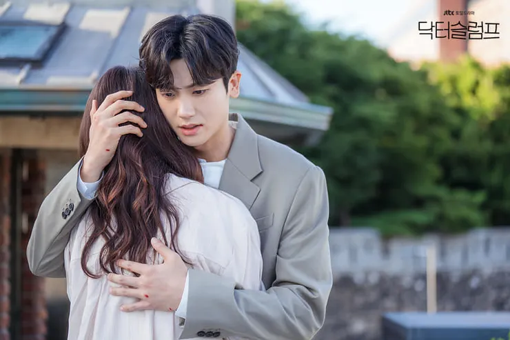 圖／《低谷醫生》劇照