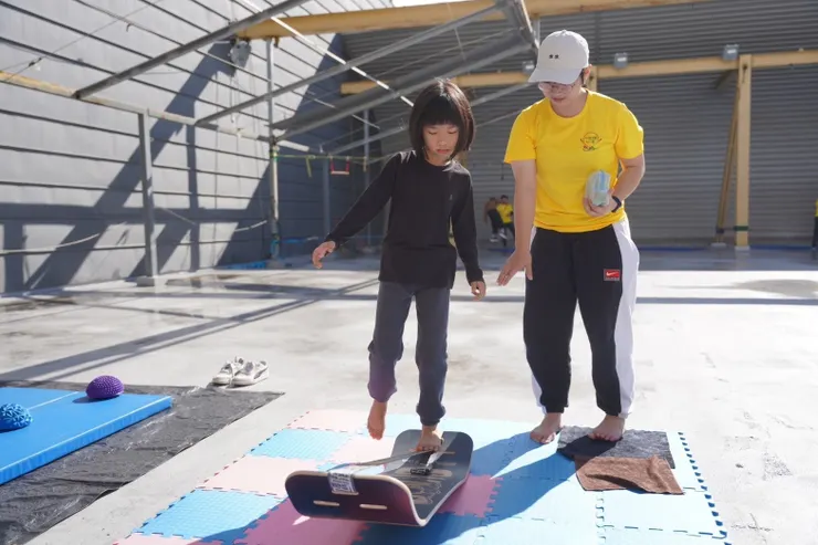 兒童走繩板玩出新樂趣