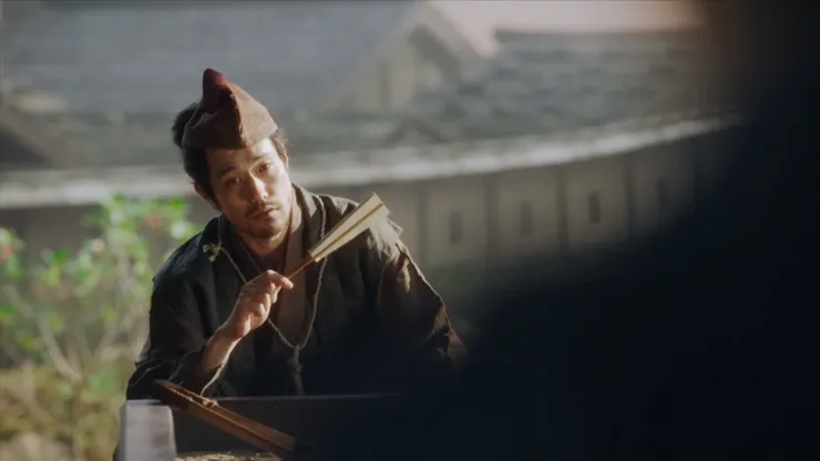 軍師本多正信冷靜的分析情勢