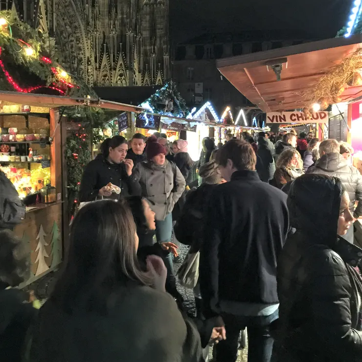 熱鬧的聖誕市集最能感受濃厚的聖誕氣氛