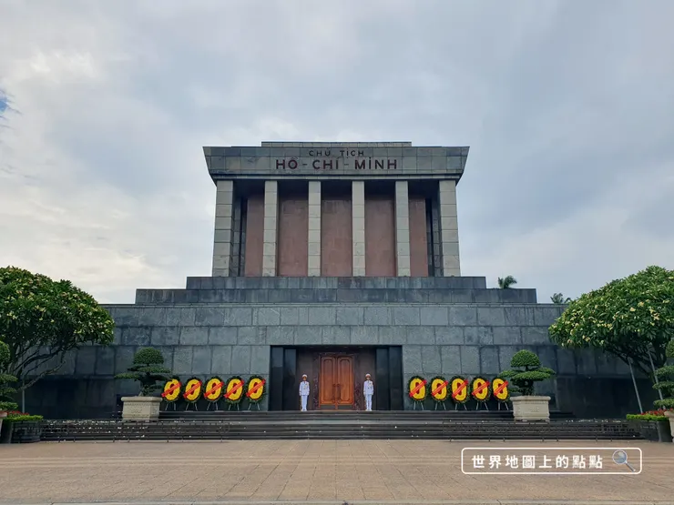 胡志明陵寢外觀