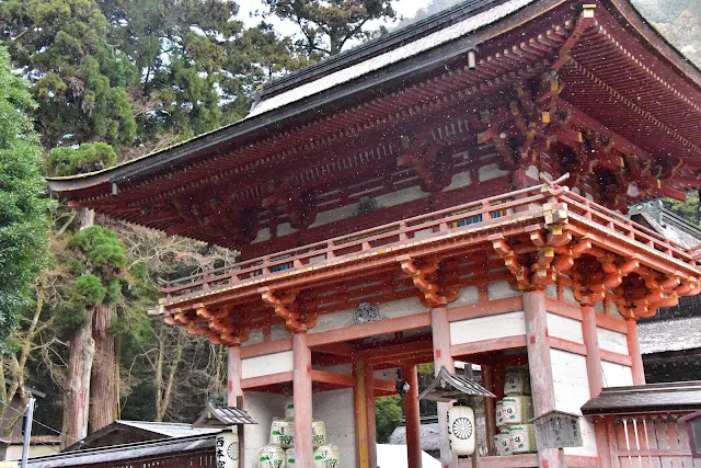 日吉大社的西本宮樓門