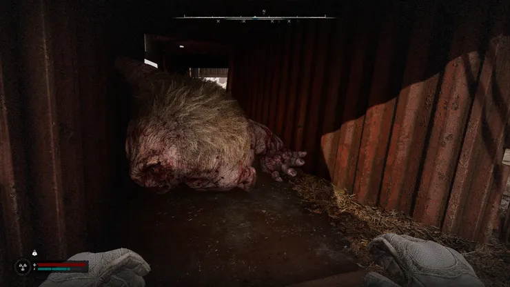 因為長得很醜，所以就截一張了，基本上他從開場到掛掉都會追著你打，包含飛撲等等的攻擊，千萬不要跟他保持在同一條直線上，不然會被打到硬直倒地，很難持續輸出火力。