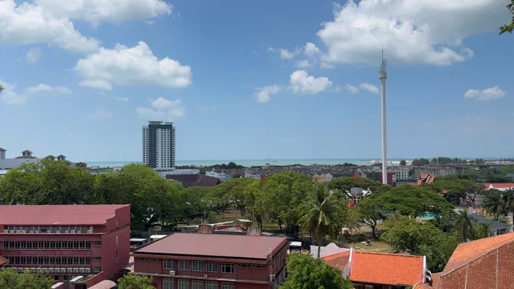 竟然親眼見到馬六甲海峽，好不可思議，這裡以前可是兵家必爭之地。