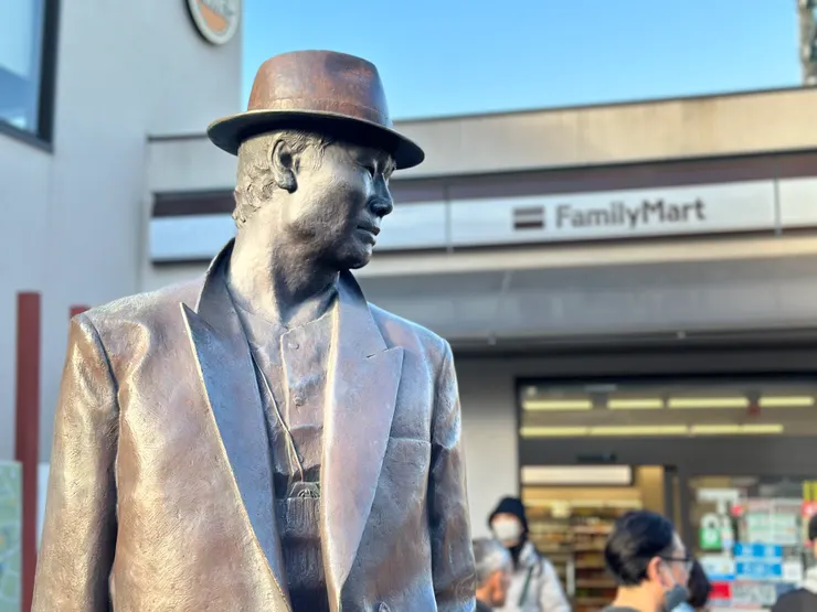 某程度上渥美清跟北野武長得有點像（？）