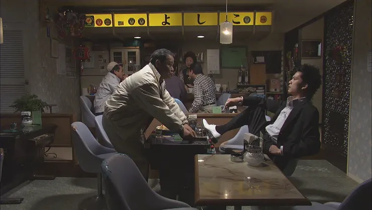 小虎大爺般的討債甫士，是每集的既定環節，後來更玩出新意！