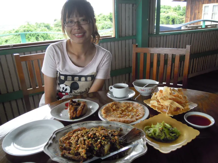 SPECIAL FISH和已經不記得味道的傳統緬甸菜