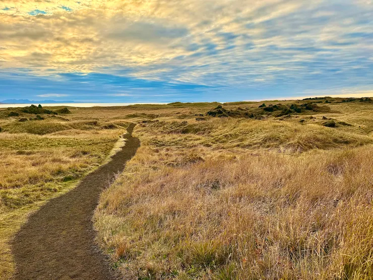 每條步道都吸引著旅人去探索