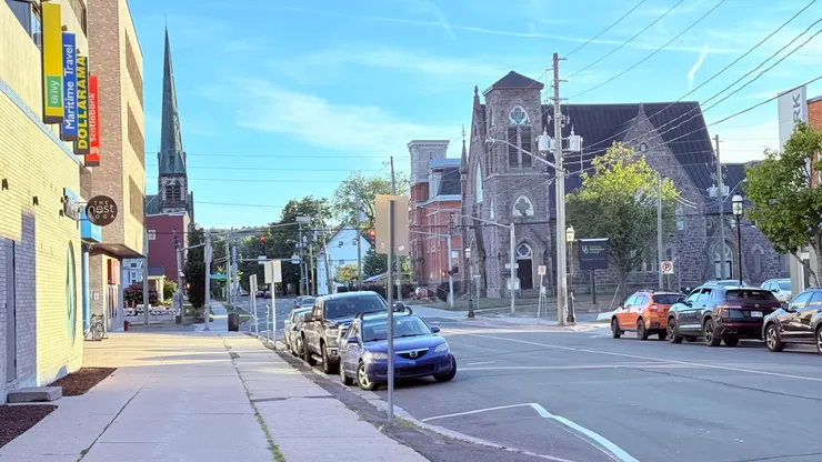 商家幾乎都沒營業