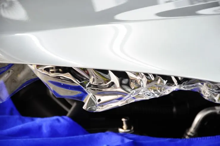 圖說：愛車的「行動車庫」，行駛『多一份安心』。（圖／SAMURAI武士車漆保護膜）