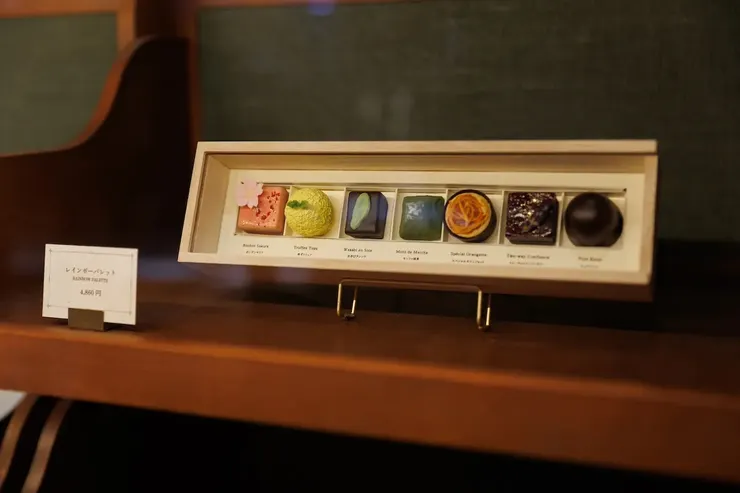 讓觀眾透過螢幕享受滋味的Rainbow Palette