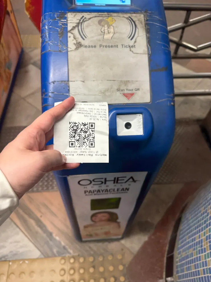 印度捷運用Qrcode刷進站