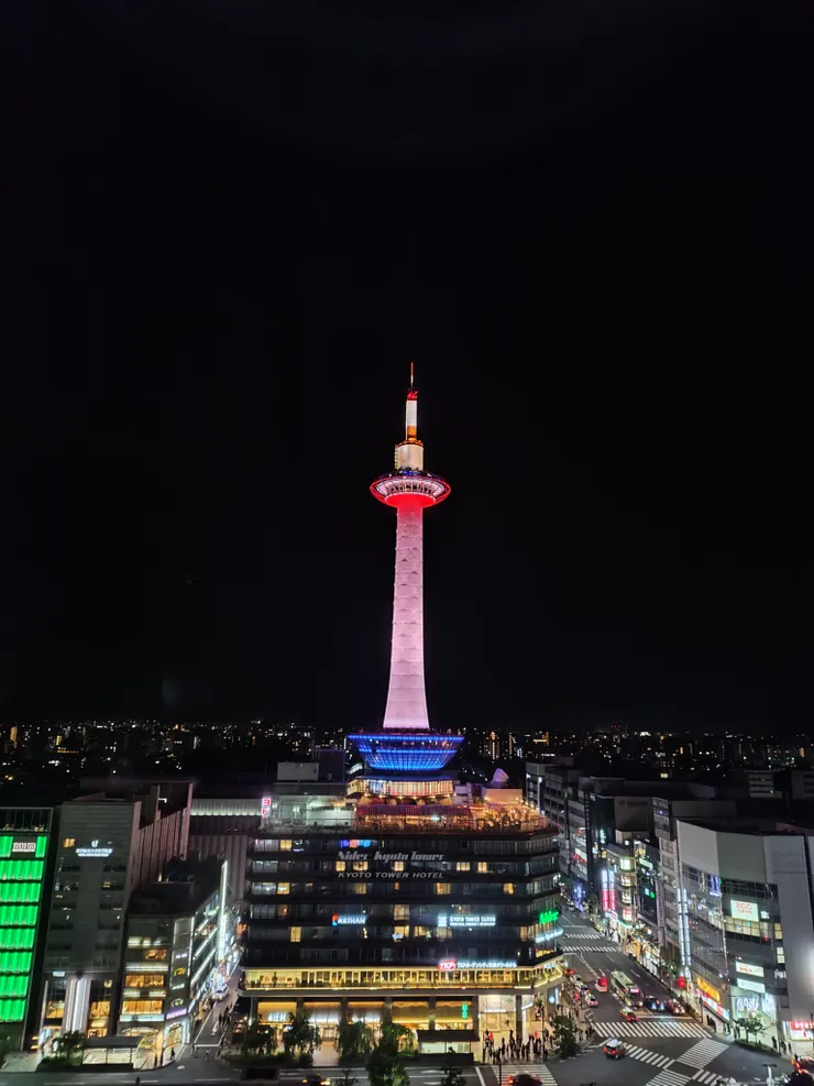 Skyway拍到的京都塔