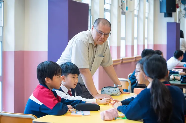 訓輔主任潘偉強老師