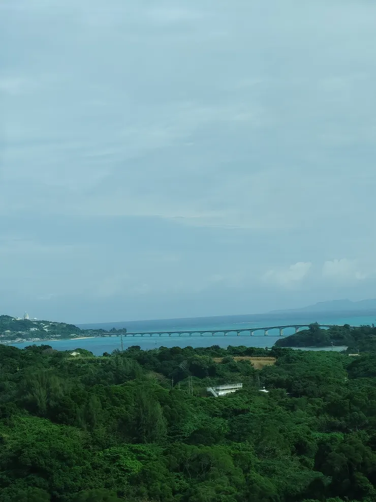 離開後,前往用午餐時拍的古宇利大橋