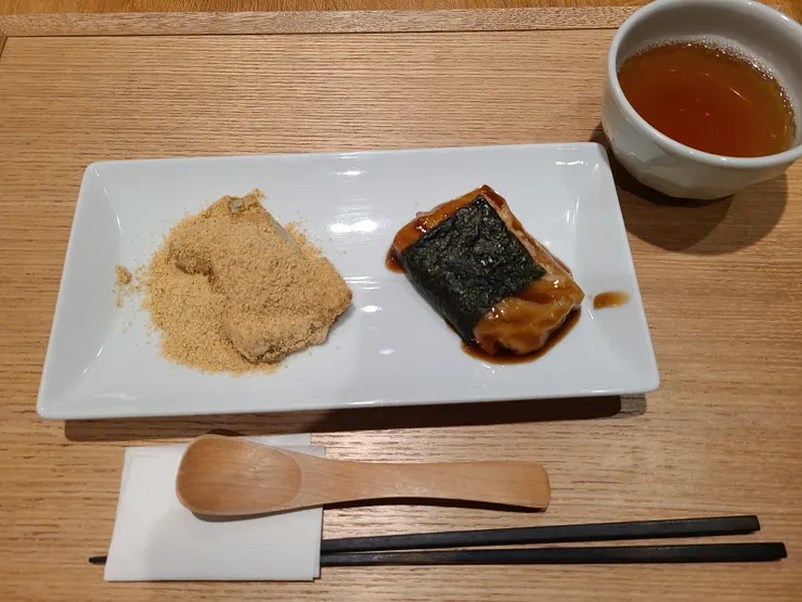 鈴懸本店：烤麻糬套餐