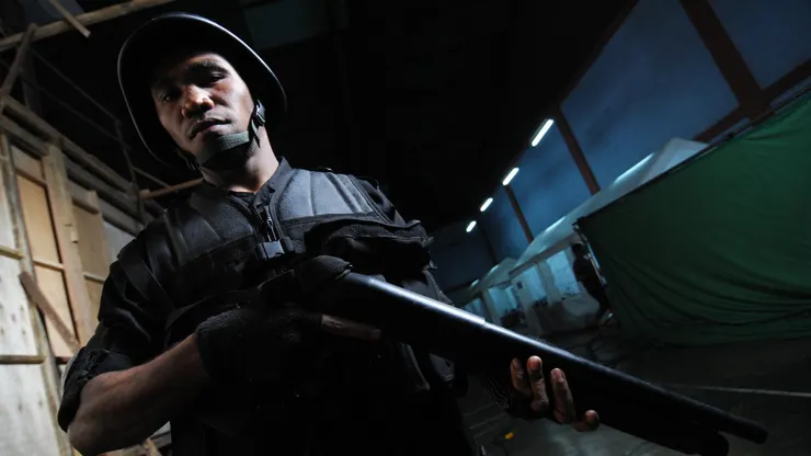 《全面突襲》劇照