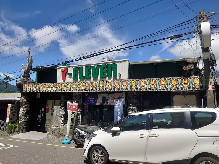 7-ELEVEn 霧台門市