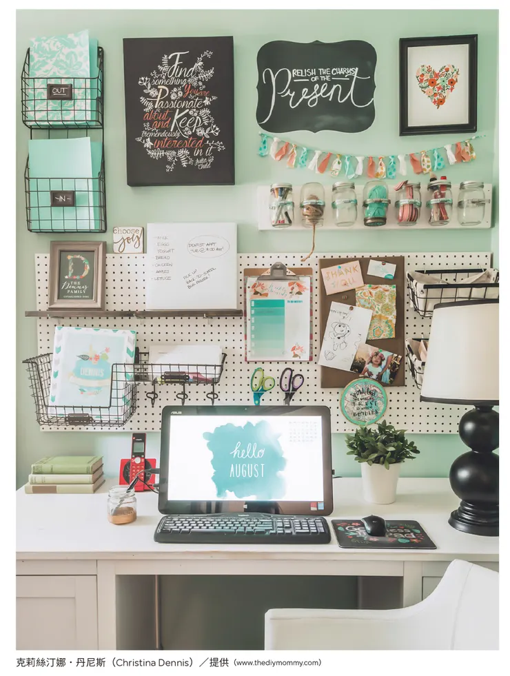 蝴蝶人收納：洞洞板、掛籃