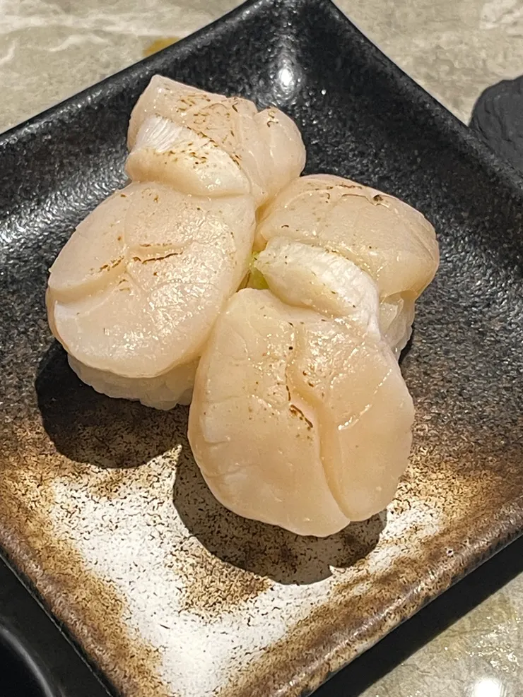 炙燒干貝握壽司