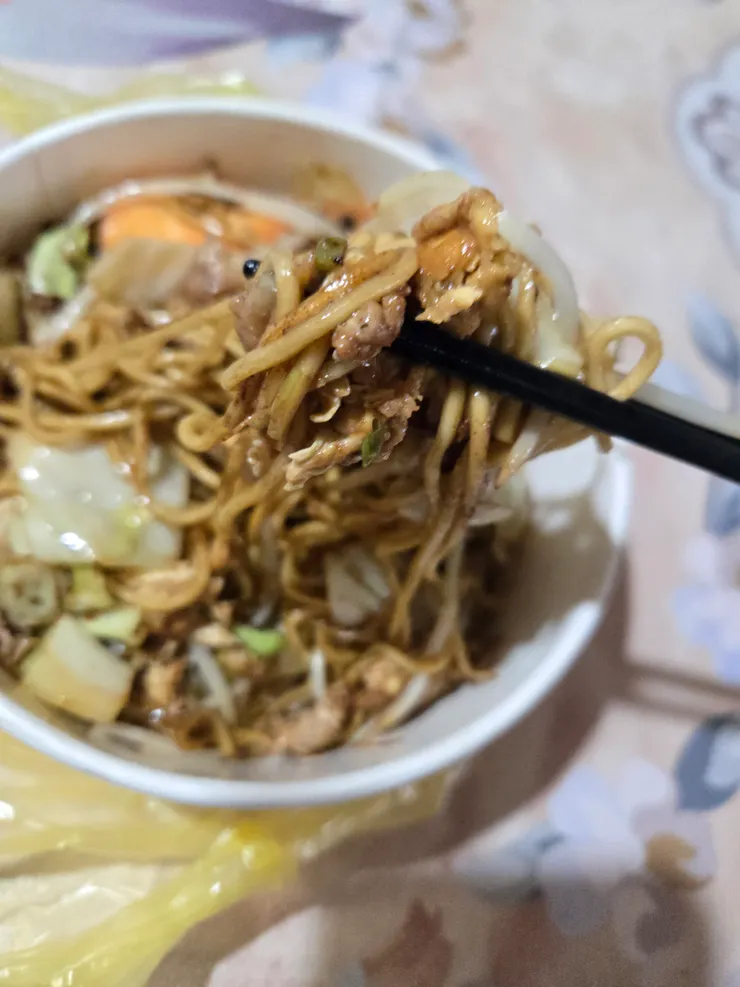 每口料都很多只是我好懶剝蝦喔…