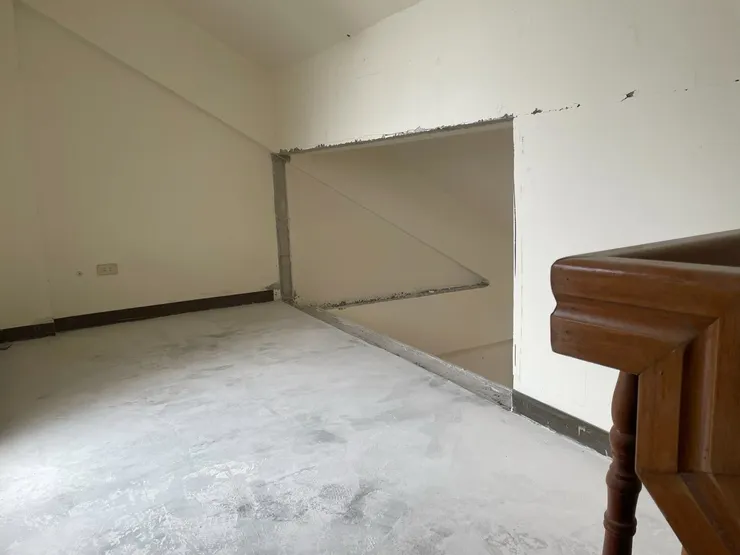 挖一個通風口 之後來作為儲藏空間