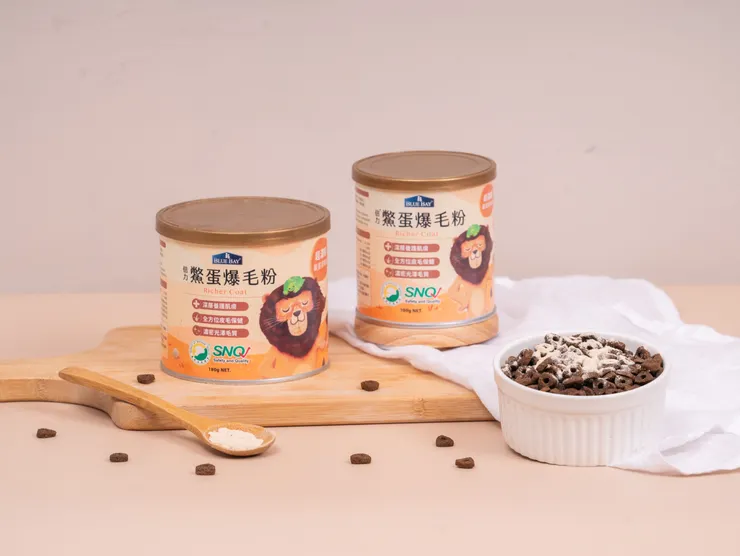 圖說：倍力「鱉蛋爆毛粉」嚴選台灣在地養殖的優質鱉蛋，搭配生物素和鋅等關鍵成分，不只養毛更養健康。（資料來源；倍力寵物健康食品）