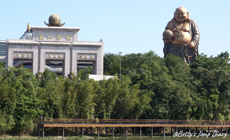 ▲新竹峨眉湖環湖步道/圖片來源:Betty's Jump Diary