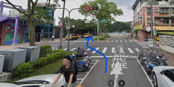 向外切出回到松河街