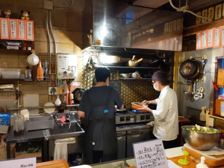 店內料理區一景