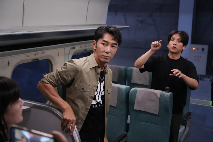 最右為導演【96分鐘】導演洪子烜