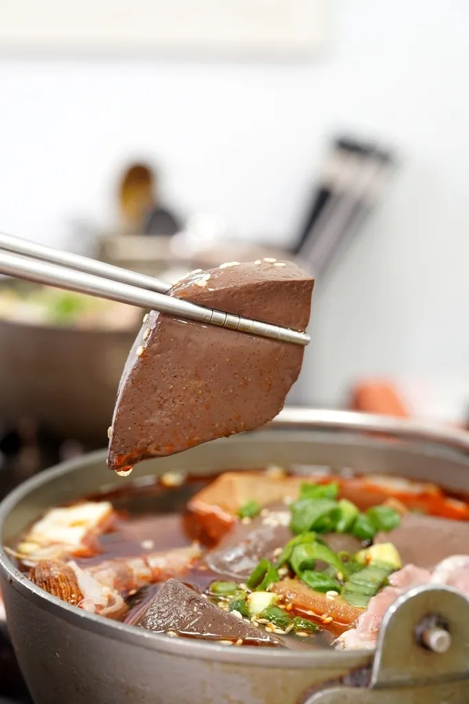 台南東區美食誰最辣?個人海陸四川麻辣鍋席捲台南美食│仙香成都