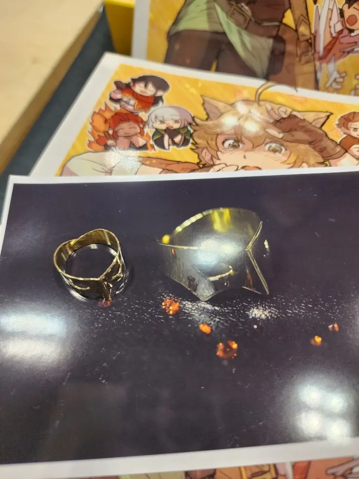 （據說是推友送的戒指 超猛）