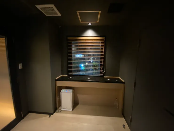 鏘鏘!!!吸菸區!!!!!