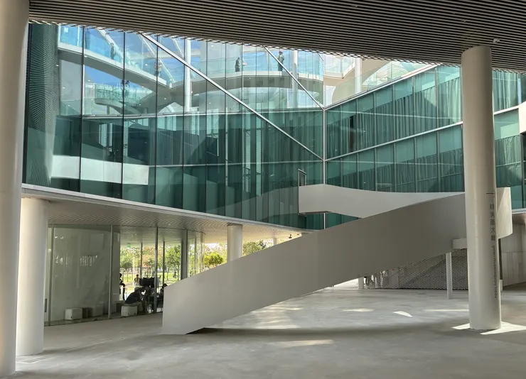 不能上去的安全梯